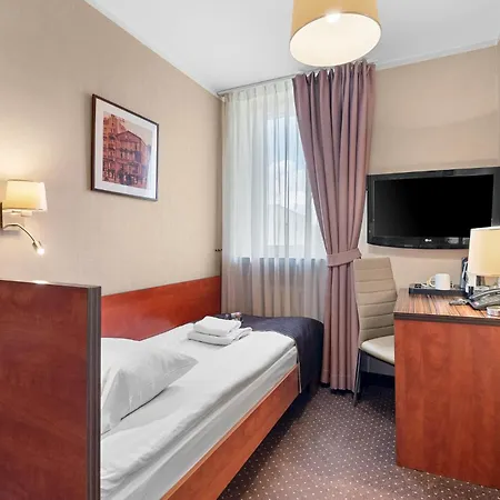 Hotel Diament Zabrze - Gliwice Room photo